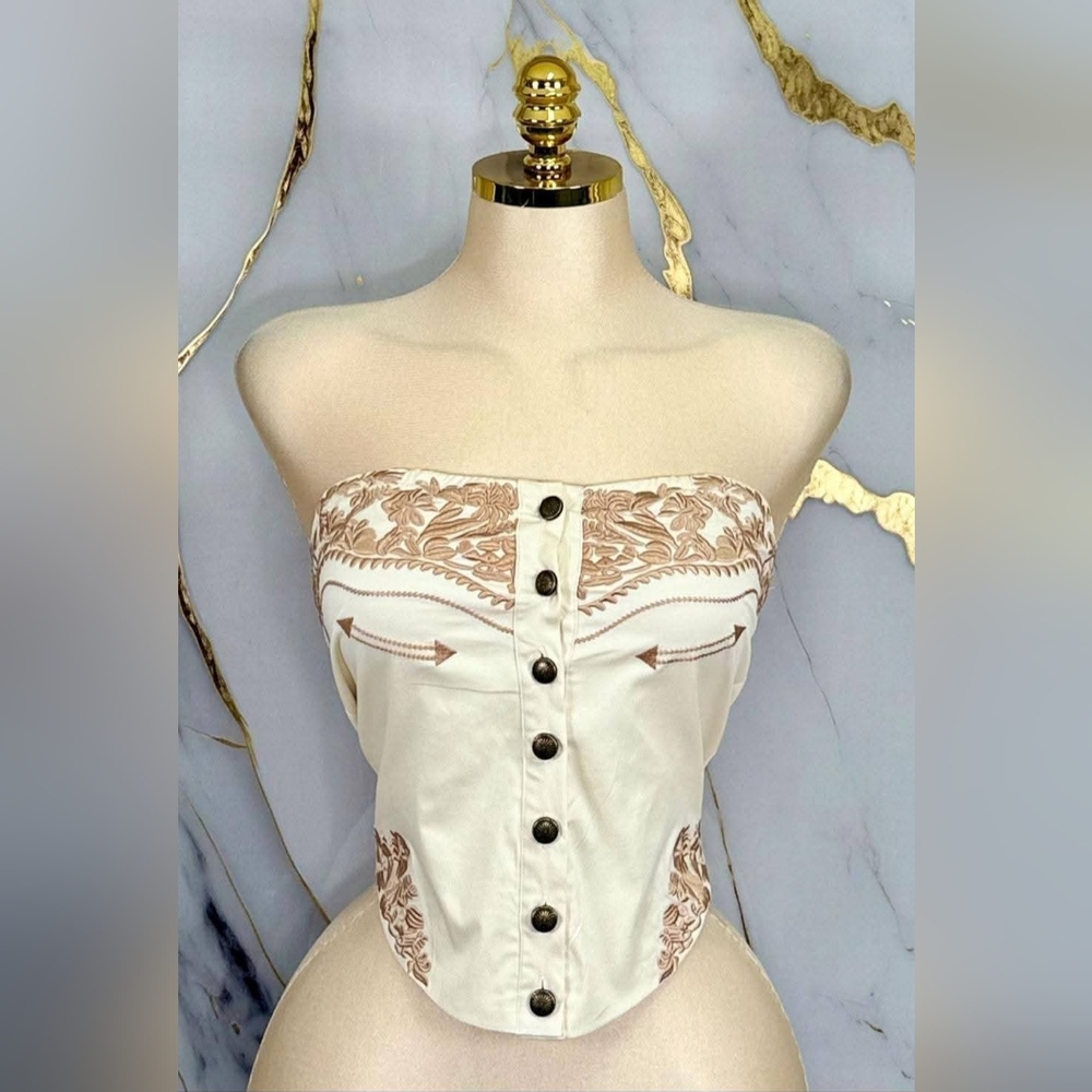 Elegant Strapless Button-Down Blouse with White Embroidery